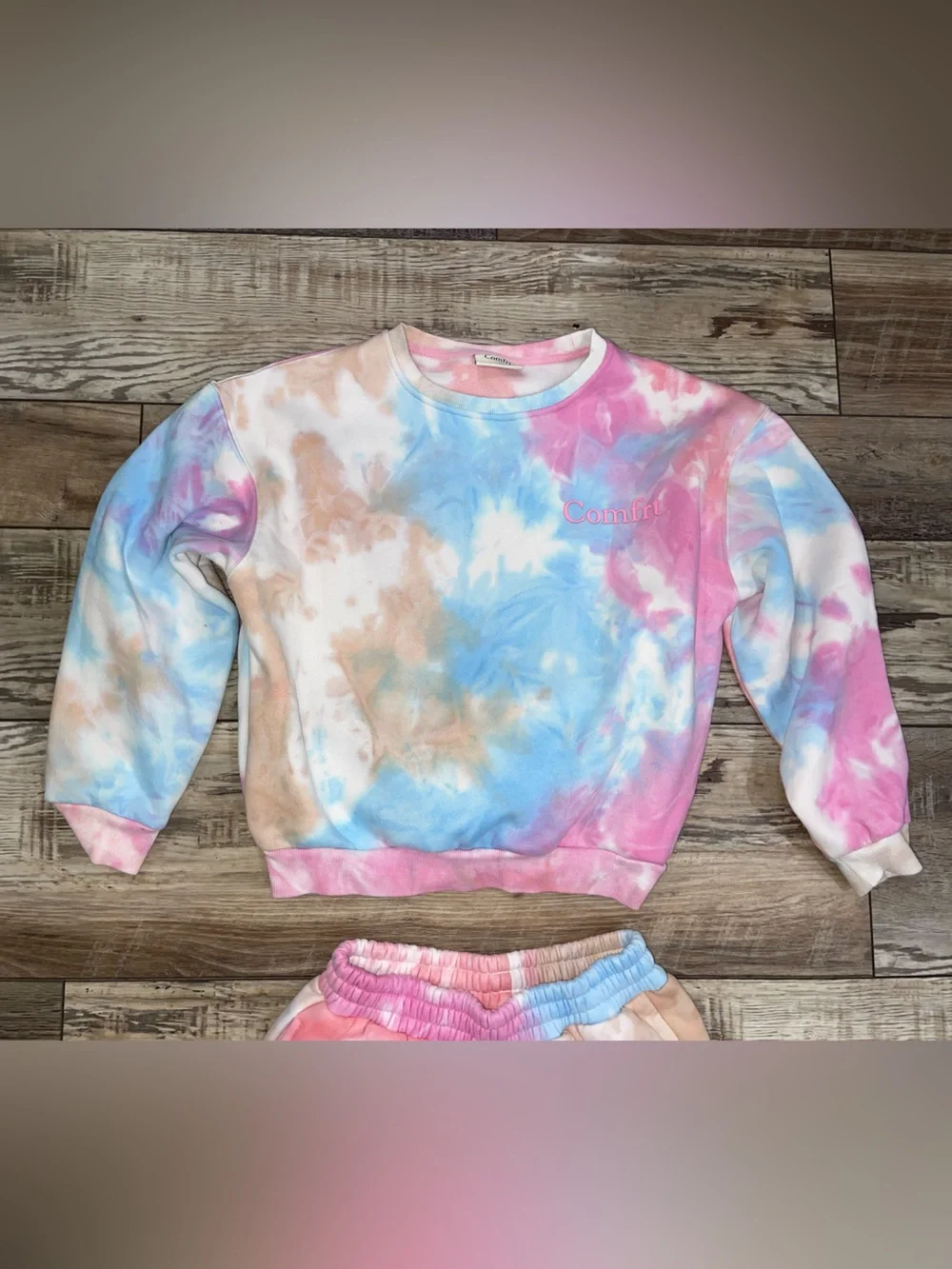 COMFRT Tie-Dye Sweatshirt &Joggers Set in Pink, Blue, Cream. Top large bottom XL